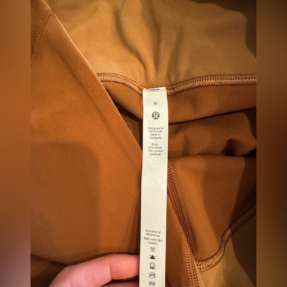 NWT LULULEMON Nulu Colour Block High-Rise Tight 25" - Picture 3 of 7